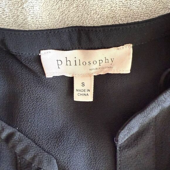 Philosophy Long sleeved Surplice Neck Tunic High-Low Blouse - Picture 11 of 16